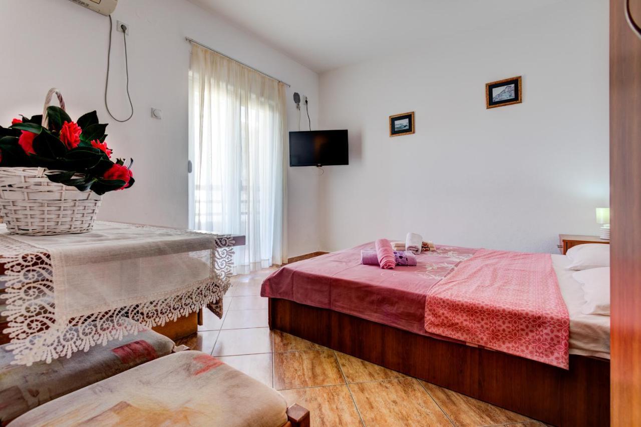Villa Savovic Петровац Экстерьер фото
