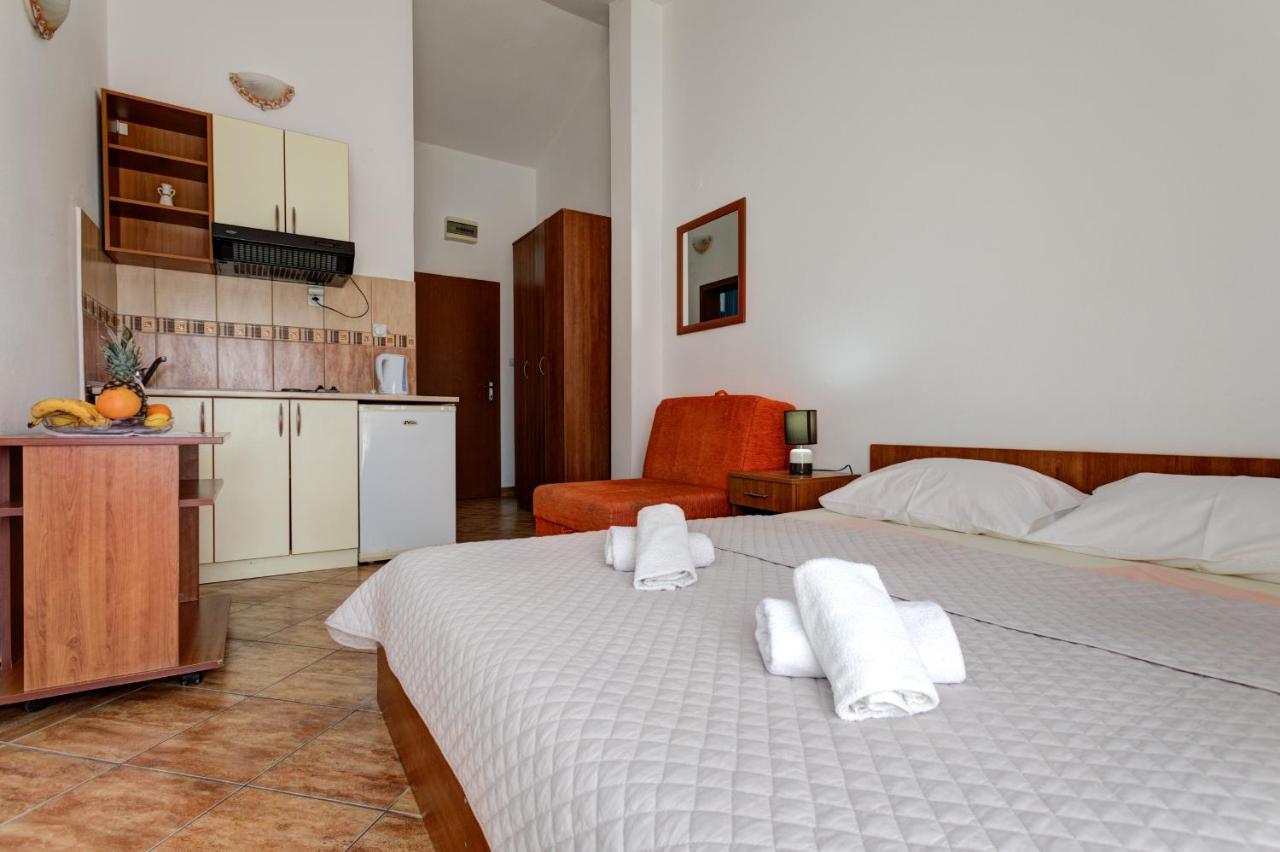 Villa Savovic Петровац Экстерьер фото