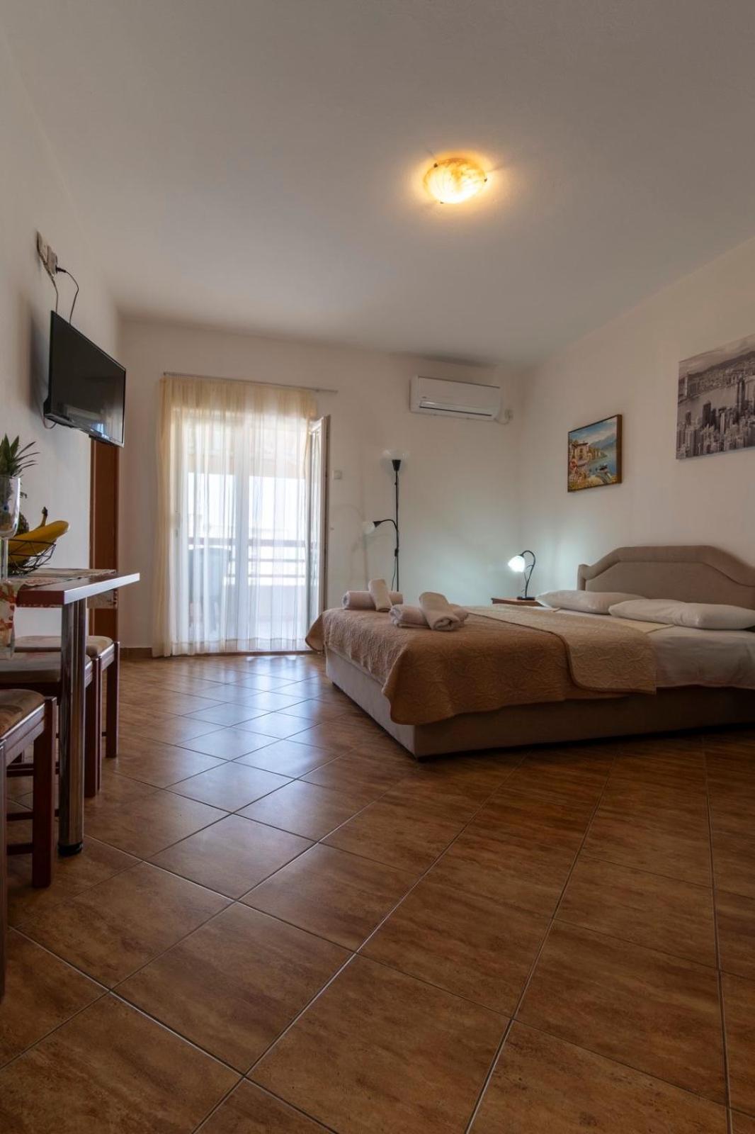 Villa Savovic Петровац Экстерьер фото